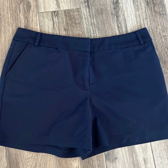 Gibson and Latimer Navy shorts with pockets - Picture 1 of 4